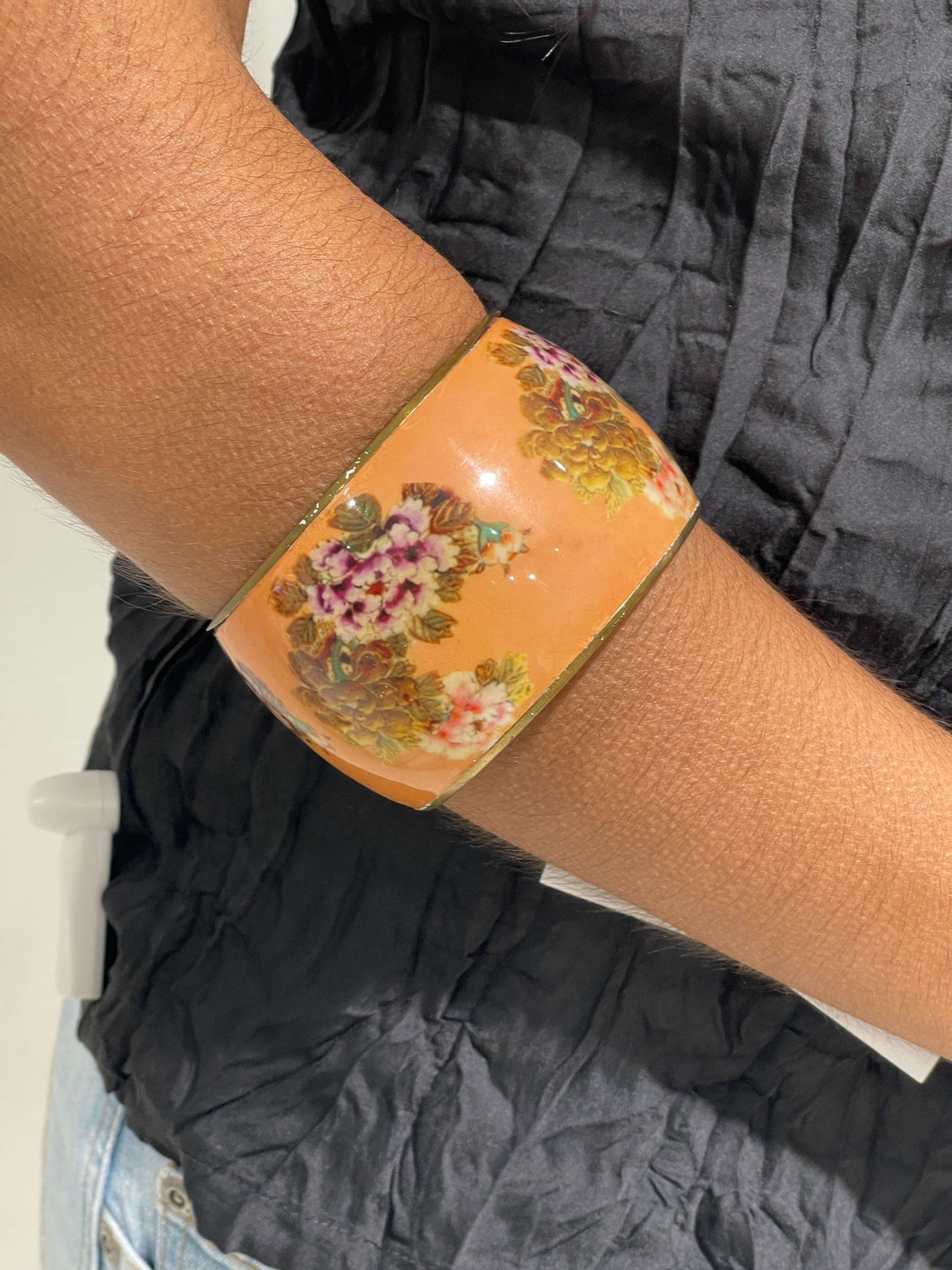 Vintage 90s Floral Buckle