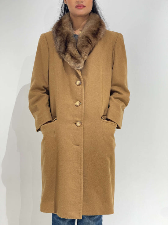 Vintage 90s Old Money Wool Coat With Fur