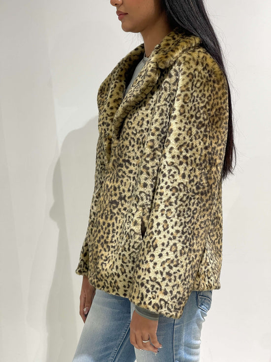 Vintage 00s Indie Sleaze Leopard Furry Coat in Brown