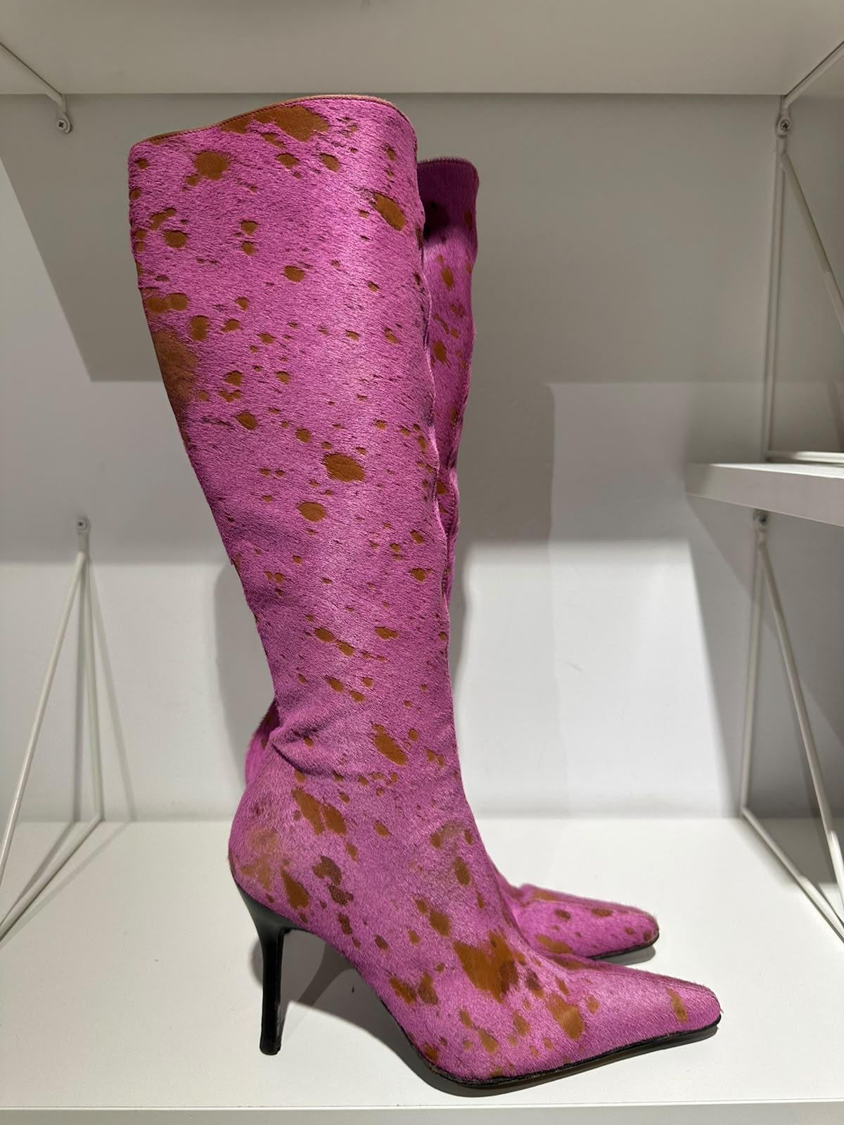 Vintage Y2K Cowgirl Badie Fucsia Cow Leather Heeled Boots