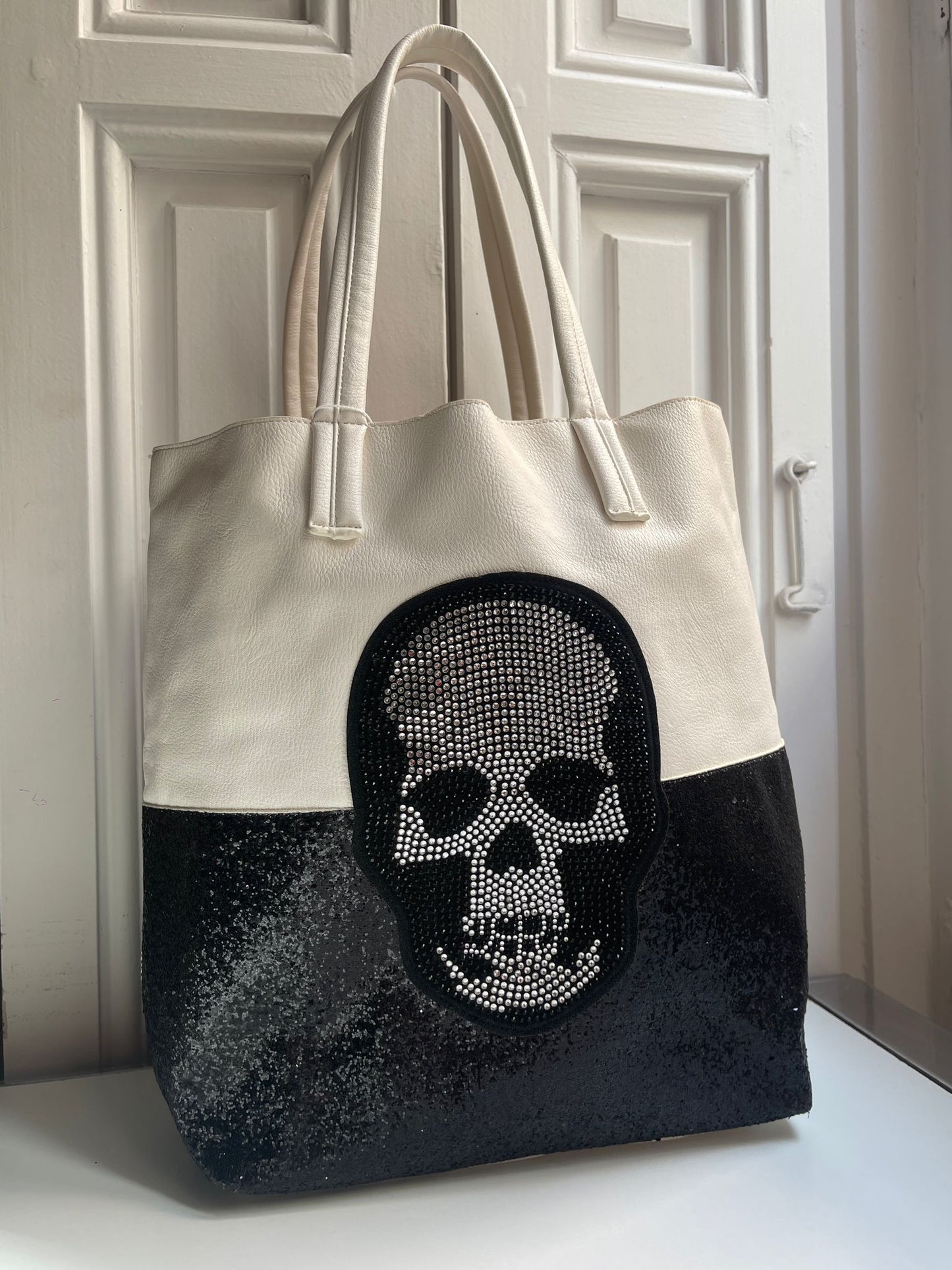 Vintage 00s Alexander McQueen Style Skull Bag