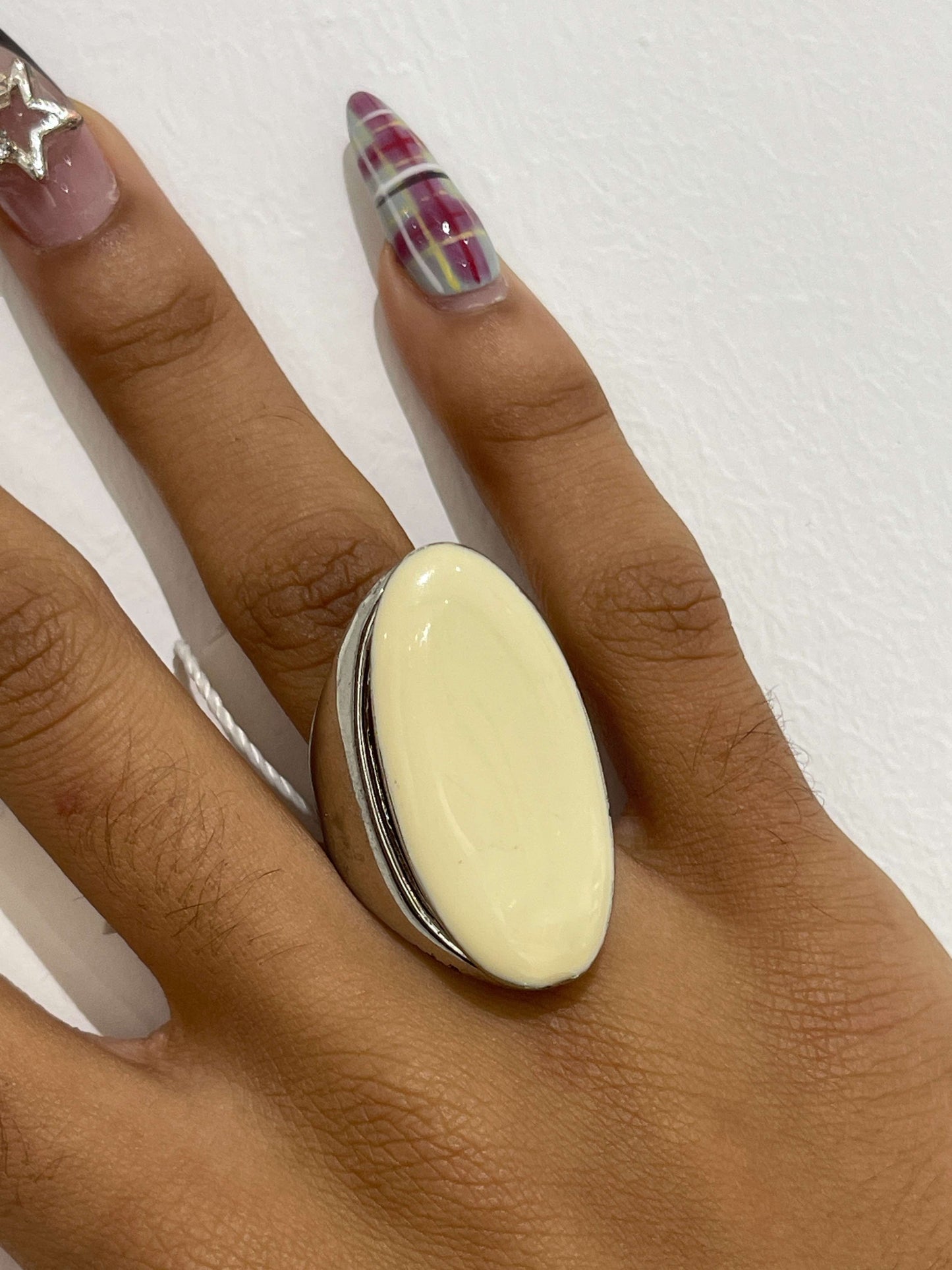 Vintage Late 90s Nacre Maxi Ring