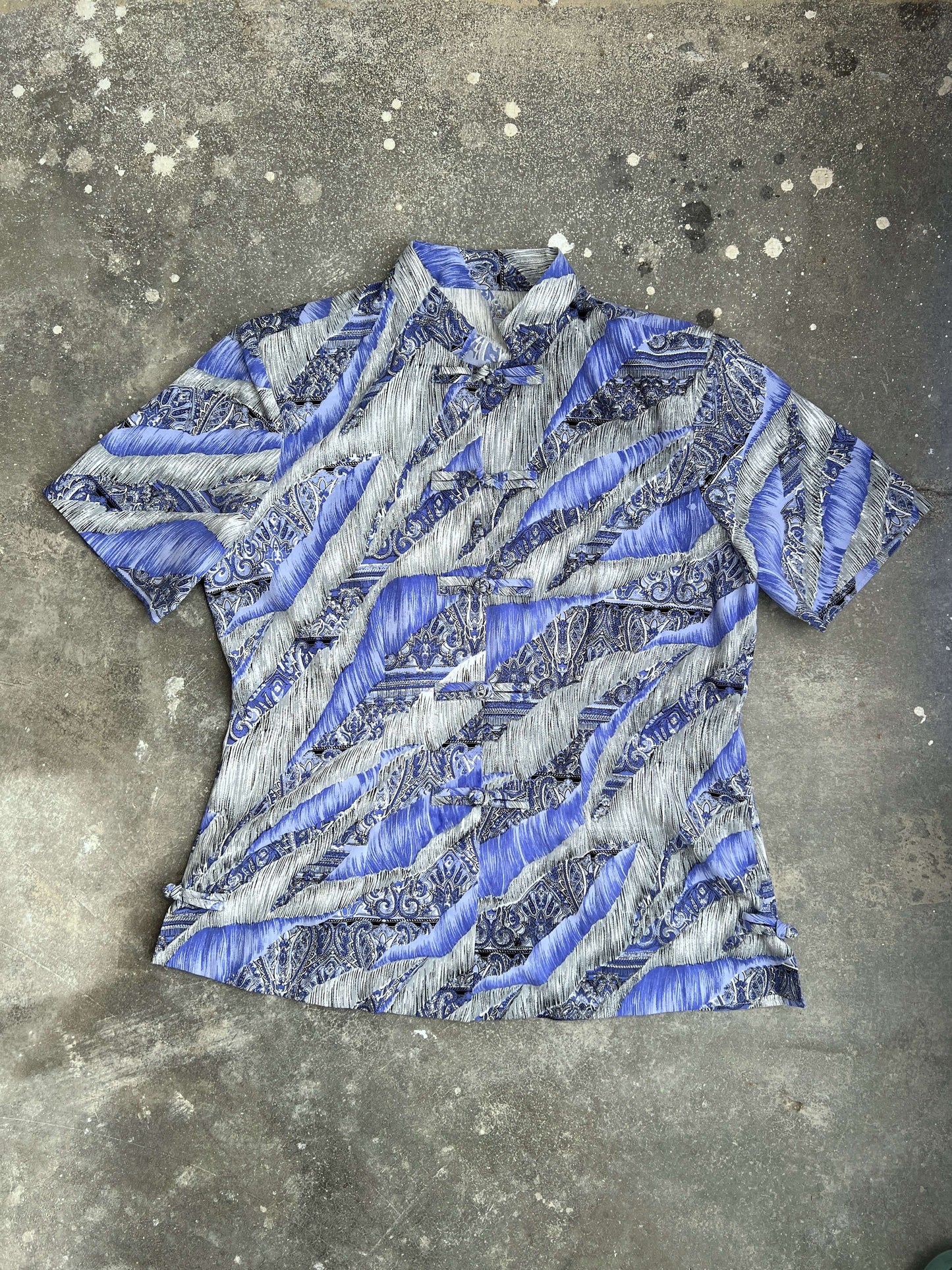 Vintgae 90s Oriental Shirt With Zebra Print