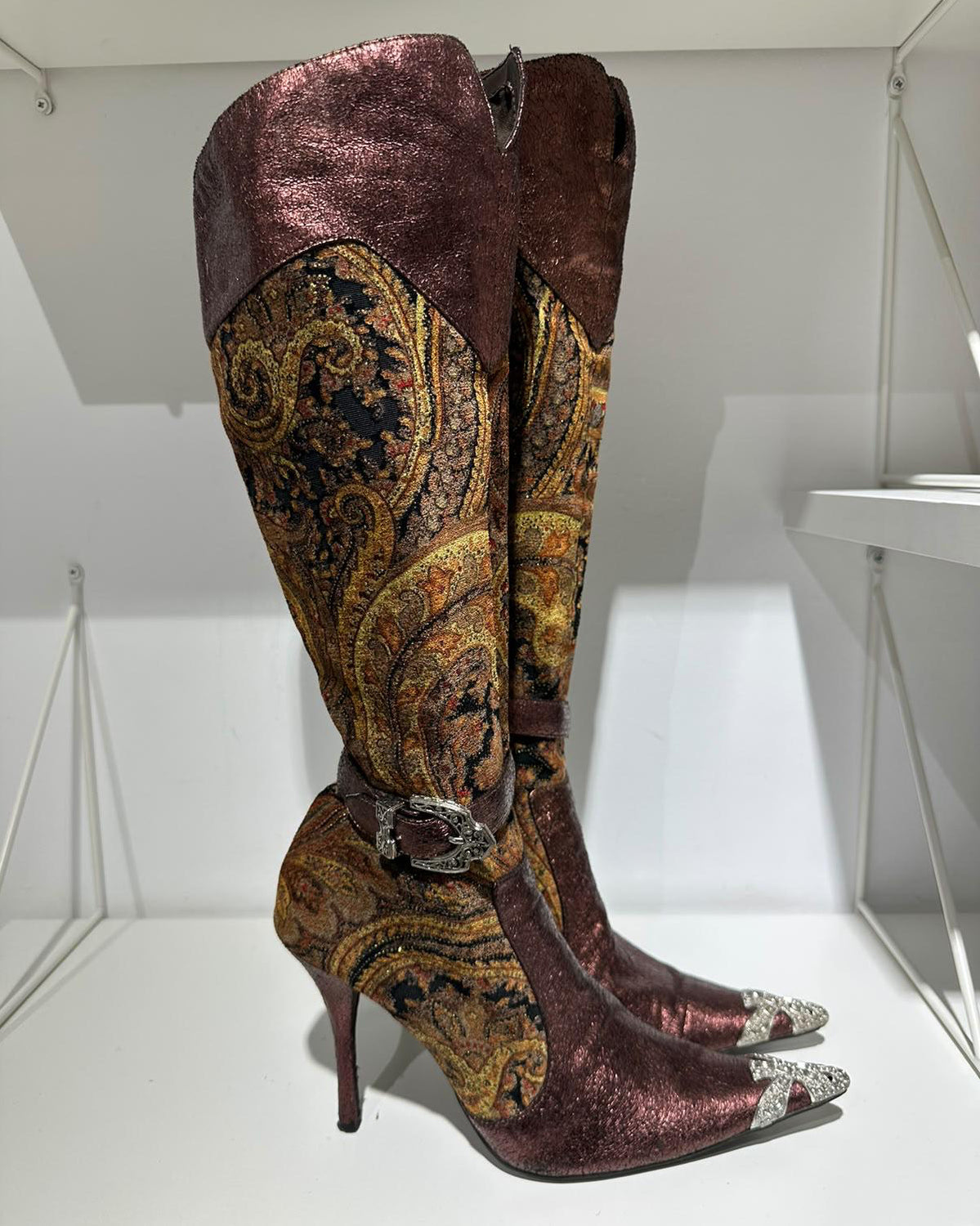 Vintage 2K Paisley Heeled Pirate Boho Boots