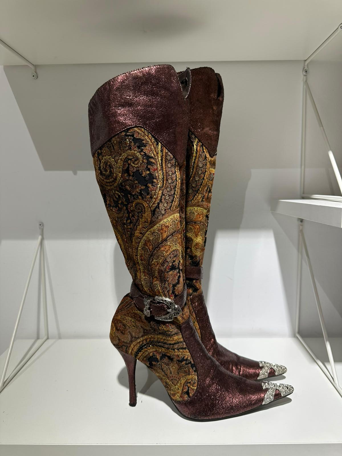 Vintage 2K Paisley Heeled Pirate Boho Boots