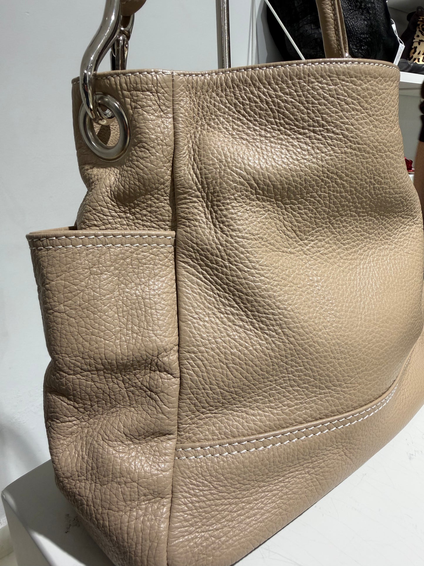 Vintage Y2K Gucci Hobo Style Leather Maxi Bag In Beige