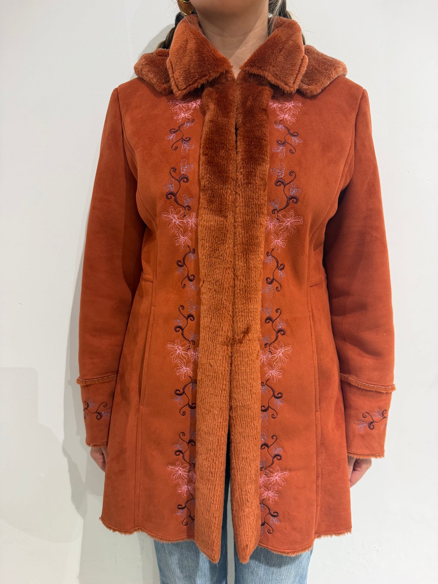 abrigo Super Rare Vintage 90s 70s Cut Furry Hooded Afghan Coat In Dark Orange