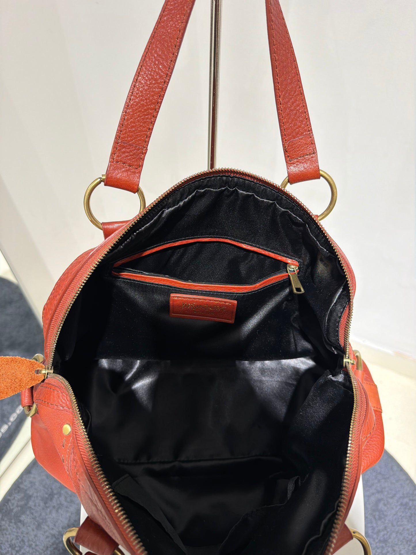 Archive Vintage Y2K Yves Saint Lauren Muse Bag In Red As Seen On Ashley Olsen