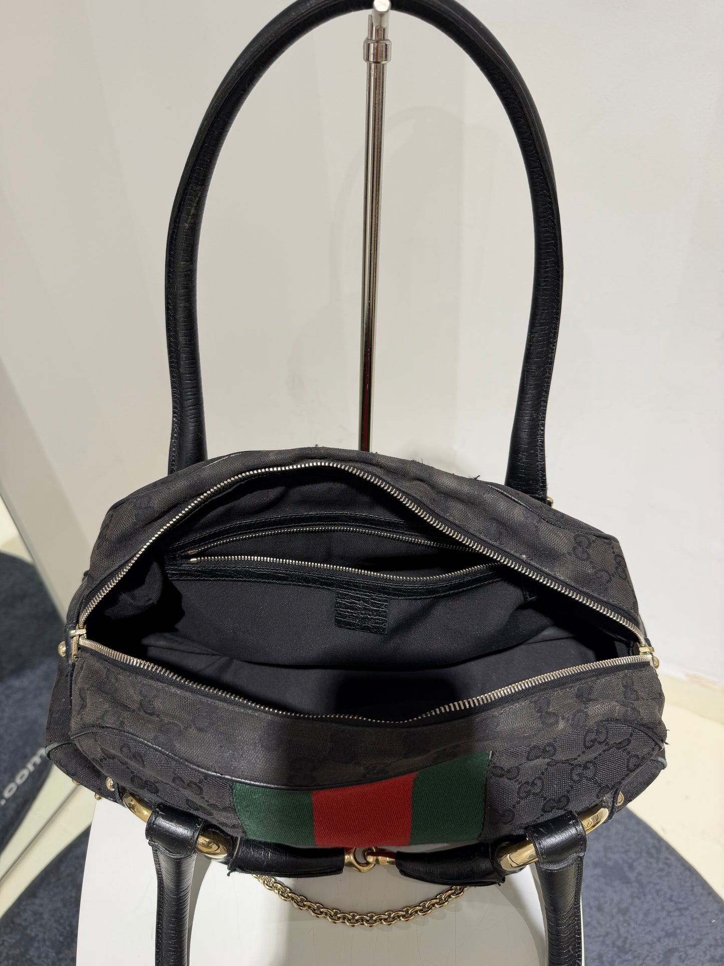 Unique Vintage Late 90s Gucci By Tom Ford Horsebit Shoulder Bag