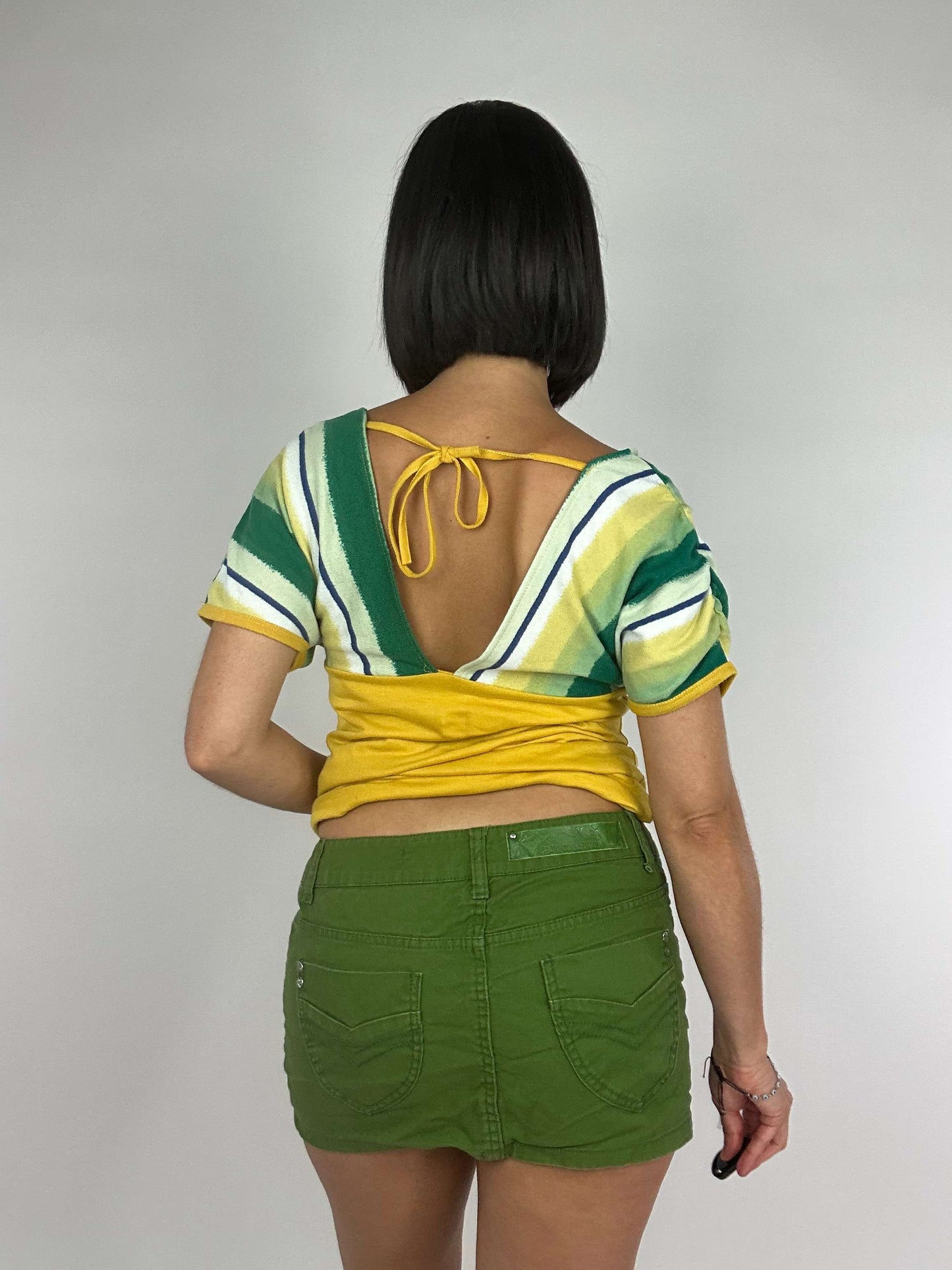 Cargar imagen en el visor de la galería, Mini Falda Vintage Y2K Vaquera De Tiro Bajo En Verde
