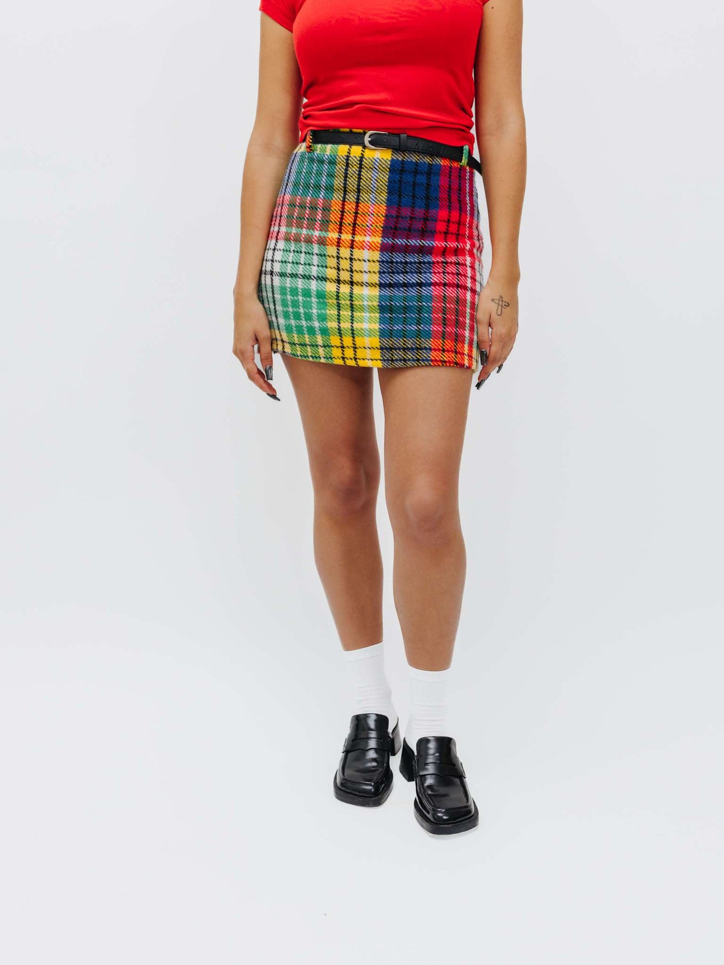 Cargar imagen en el visor de la galería, Vintage 00s Checkered Mini Skirt Vivienne Westwood Style
