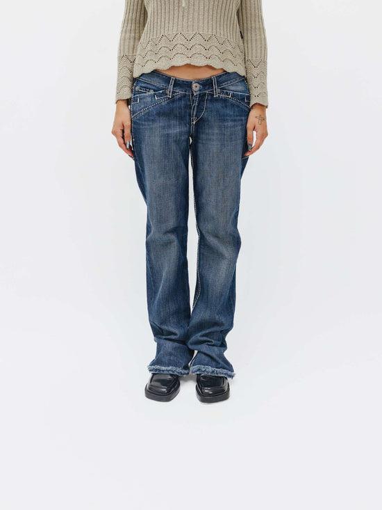 Cargar imagen en el visor de la galería, Vintage 00s Marithé Francois Garibau Grunge Low Rise Jeans
