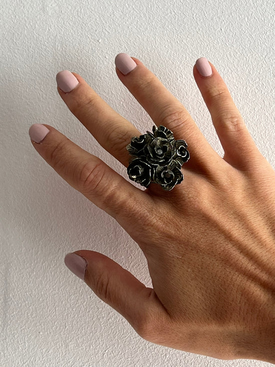 Vintage 90s Roses Chunky Ring