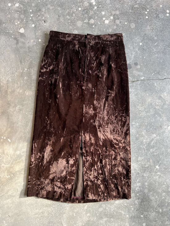 Cargar imagen en el visor de la galería, Vintage Late 90s Chocolat Brown Velvet Pecil Midi Skirt
