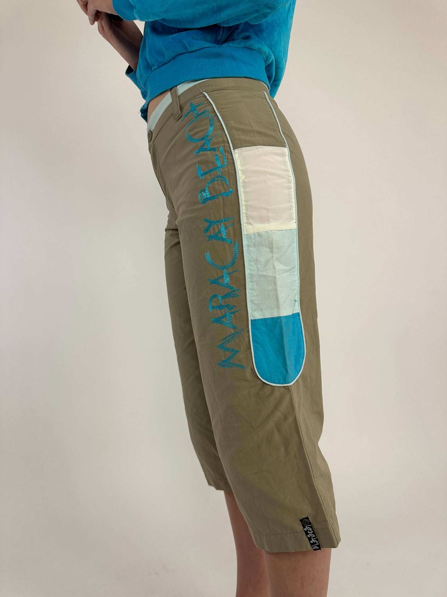 Vintage Y2K Capri Pants With Embroidered Letters