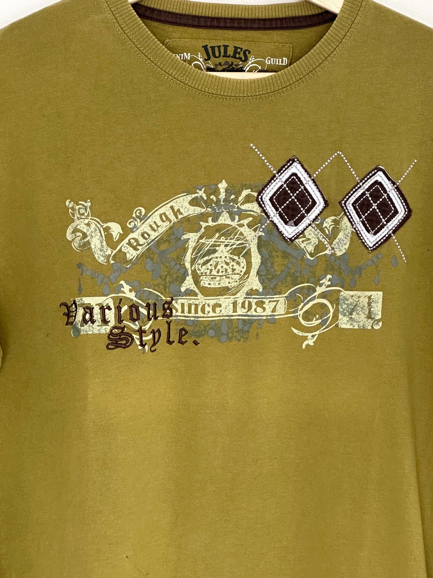 Cargar imagen en el visor de la galería, Camiseta Vintage De Estilo Goprcore Con Elementos Cosidos Años 2000
