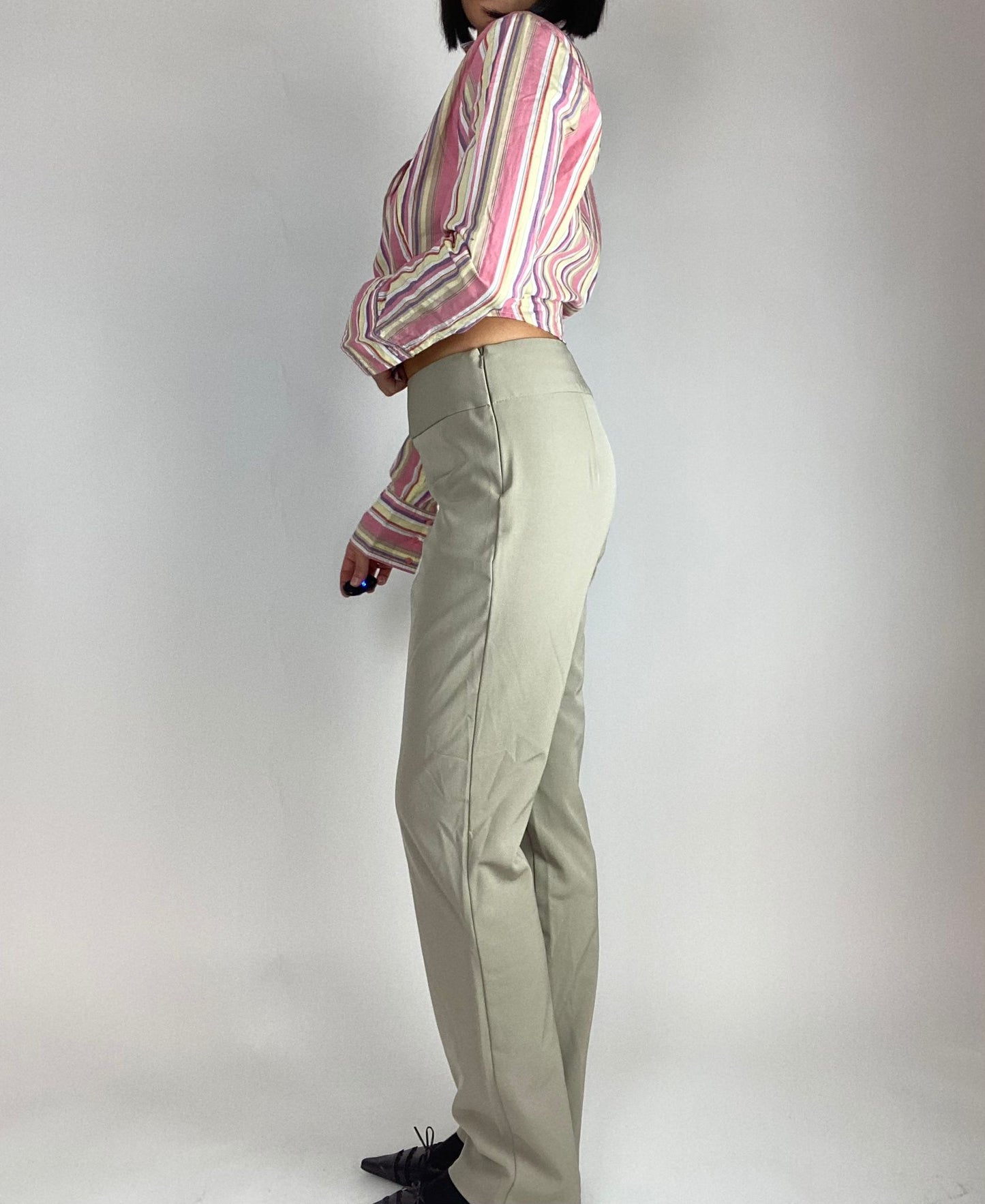 Cargar imagen en el visor de la galería, Pantalones Vintage Tela Elástica Brillante Años 2000
